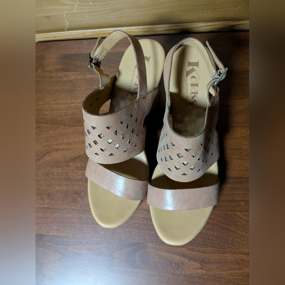 Korks Tan Wedge Sandals - Picture 11 of 12